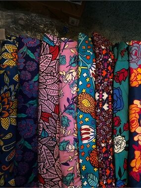 Lot of LuLaRoe TC2 Leggings